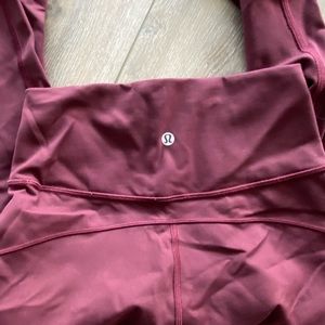 In Movement Tight 25”